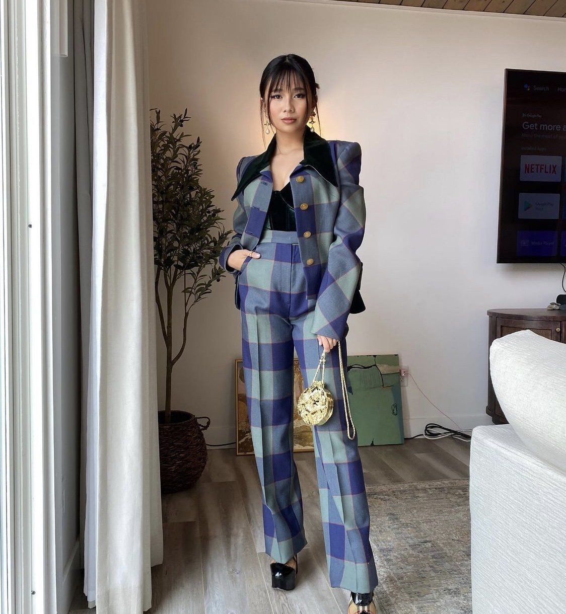 Niki Zefanya Clutching Blumera Brass Conference of the Bird Hummingbird and Quail Small Flat Circle Bag