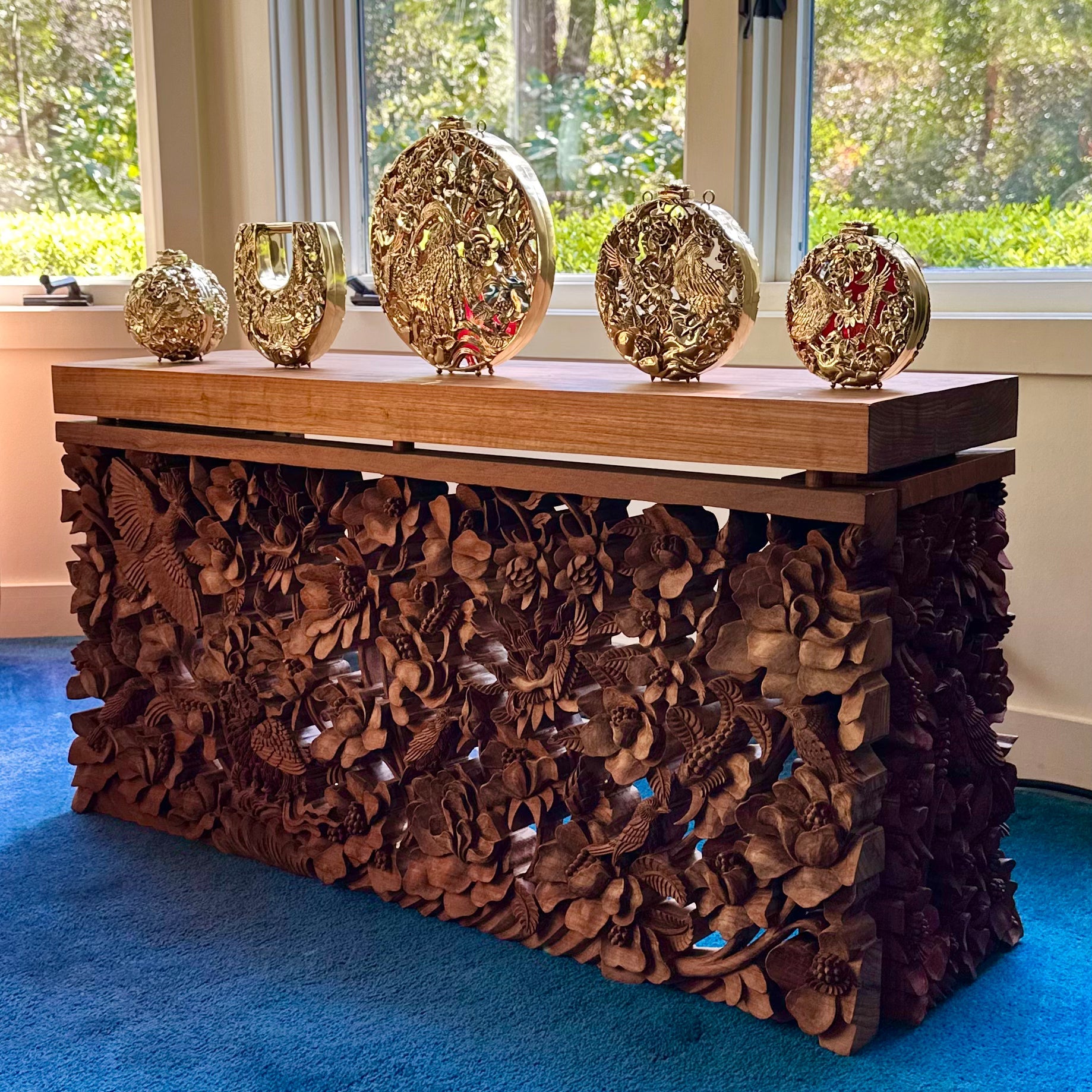 Eternal Blossom Hand-Carved Side Table | Prayer Altar | Console Table Blumera