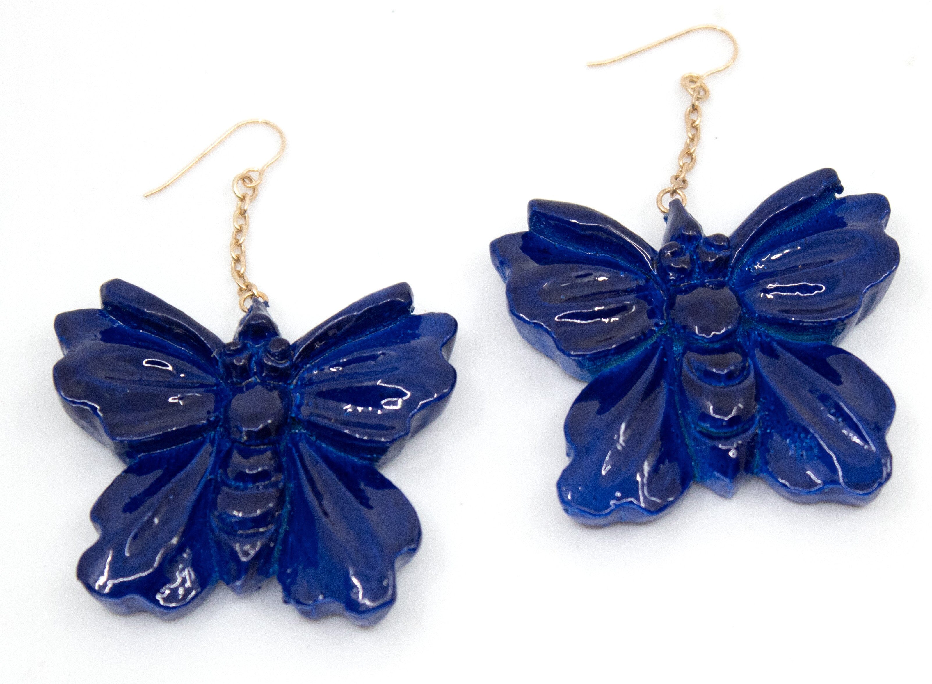 Hand-Carved Royal Blue Lacquered Wood Earring Rings Blumera