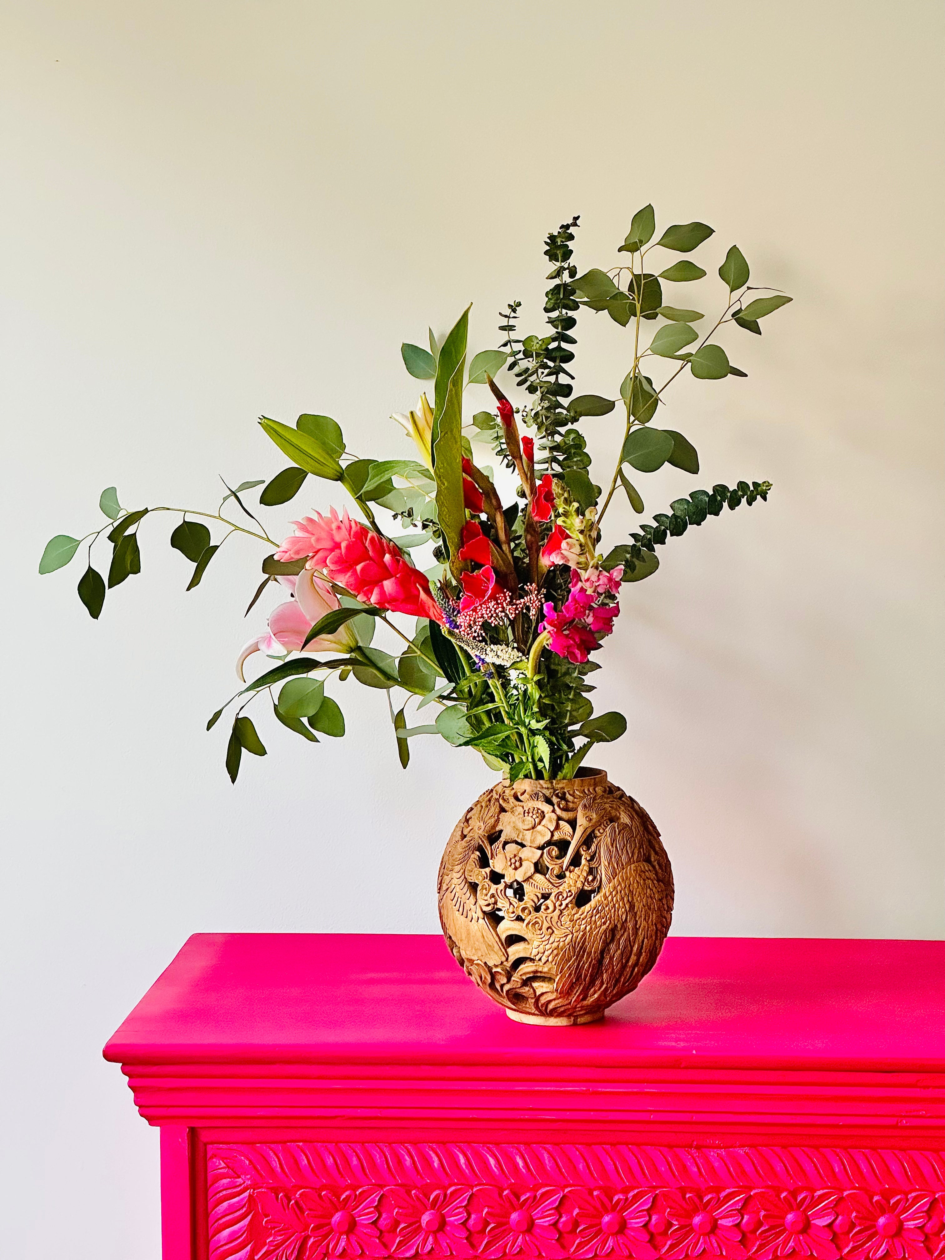 Illustrious hand carved wood vases carved with Conference of the Bird painting