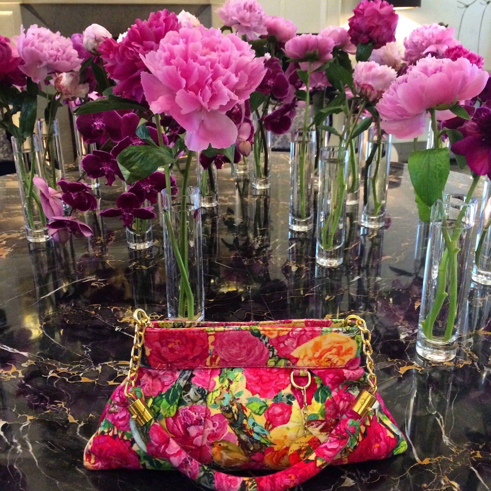 Laurie Small Oversized Clutch - Blumera