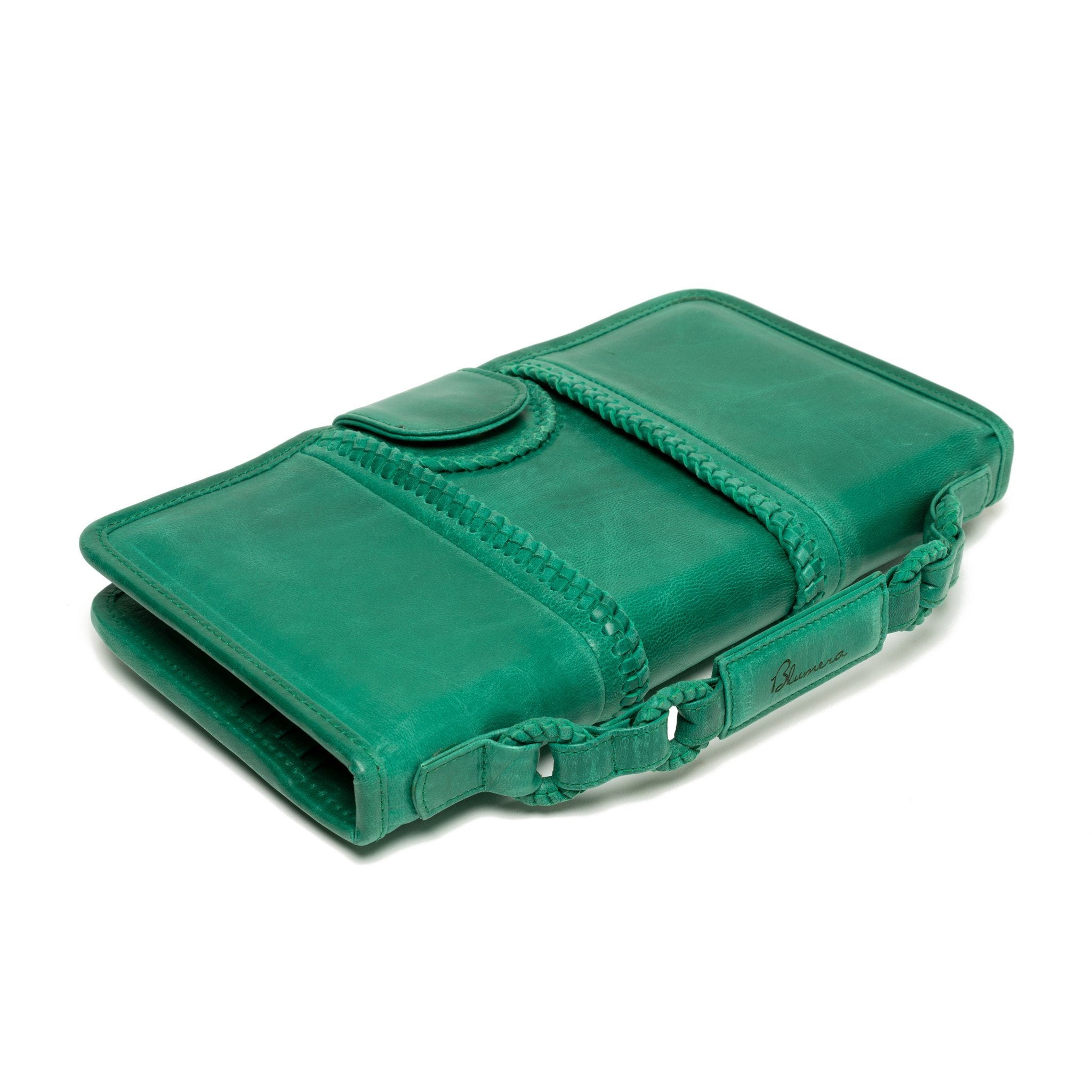 Manija Braided Classic Clutch - Blumera