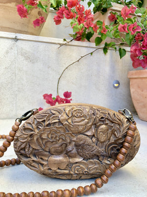 Oval Wood Carved Clutch - Sustainable Suar Wood - Blumera