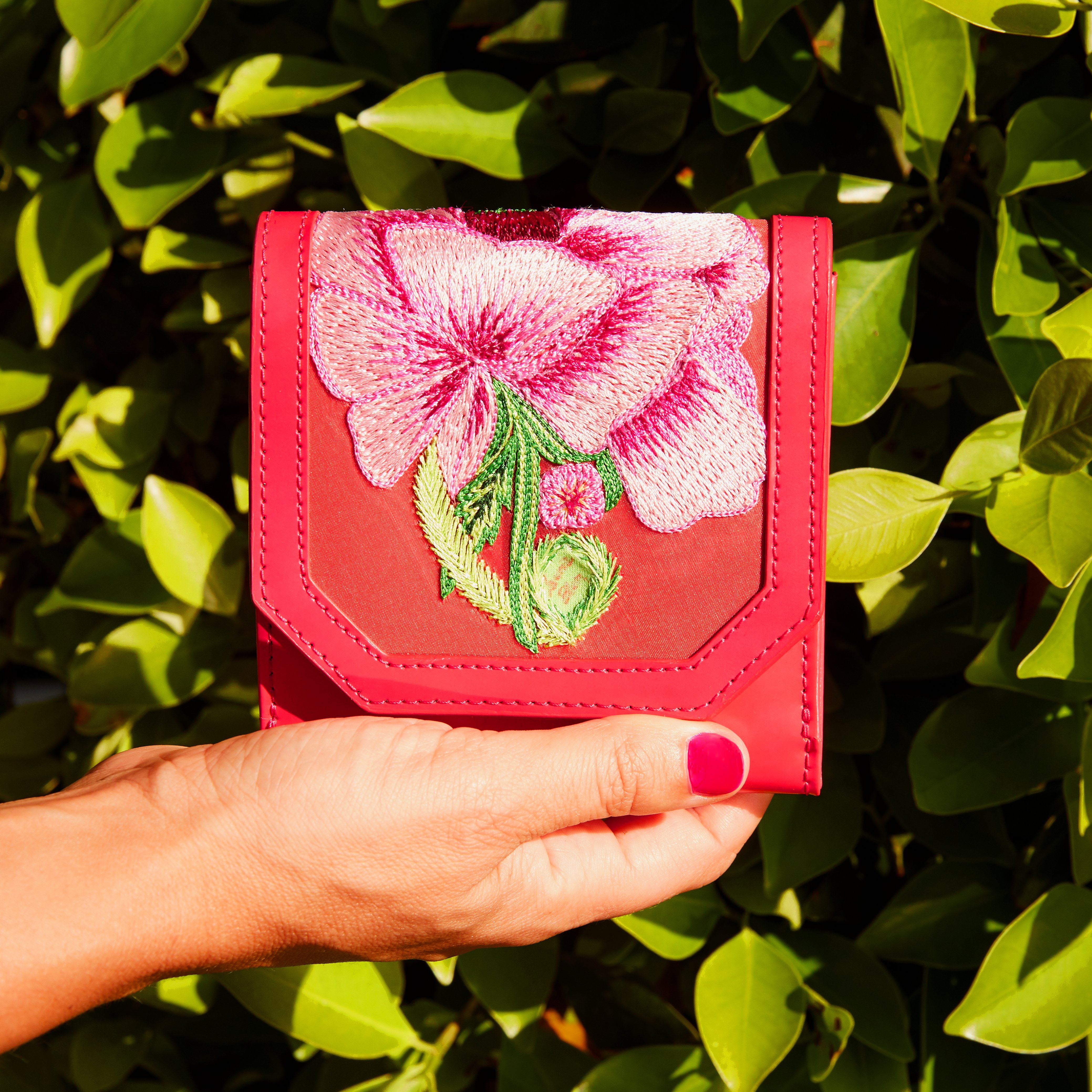 Poppies! Pink Wallet - Blumera