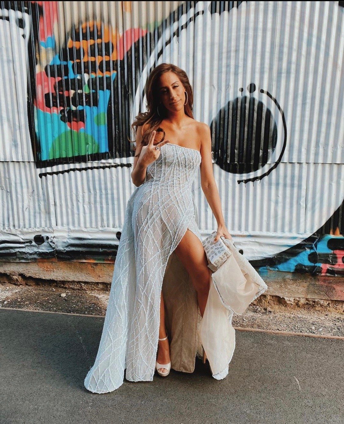 Shooting Star Crystal Encrusted Clutch - White - Blumera