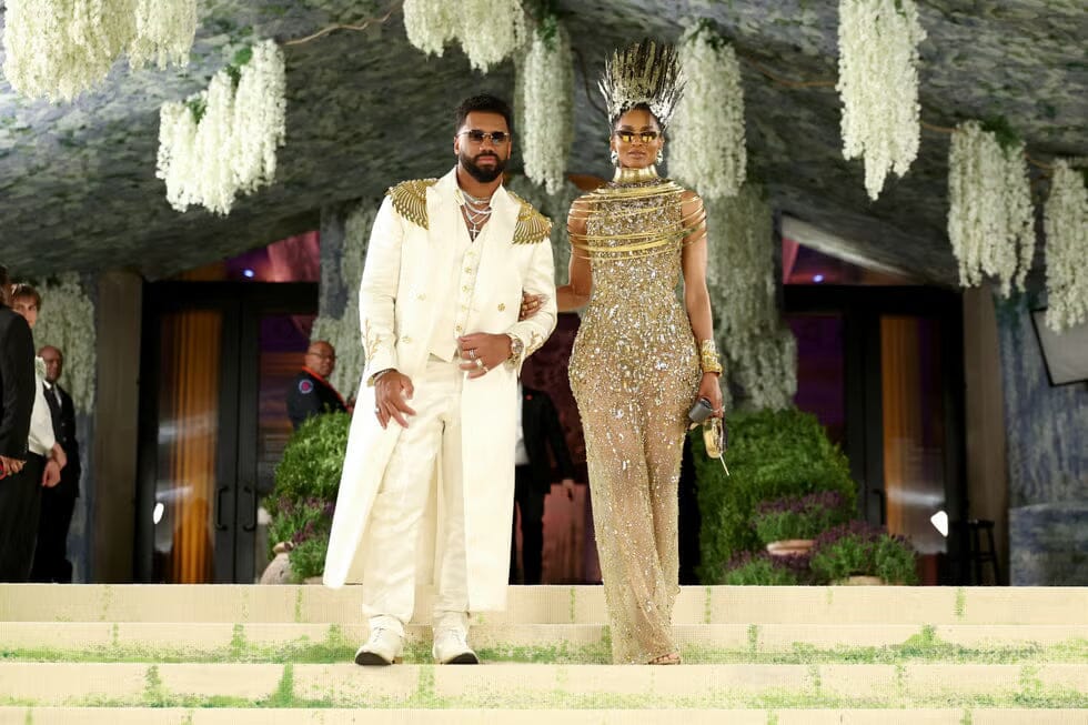 MET GALA 2026: CIARA carries BLUMERA Brass Simurgh and Hummingbirds Mini U Horseshoe