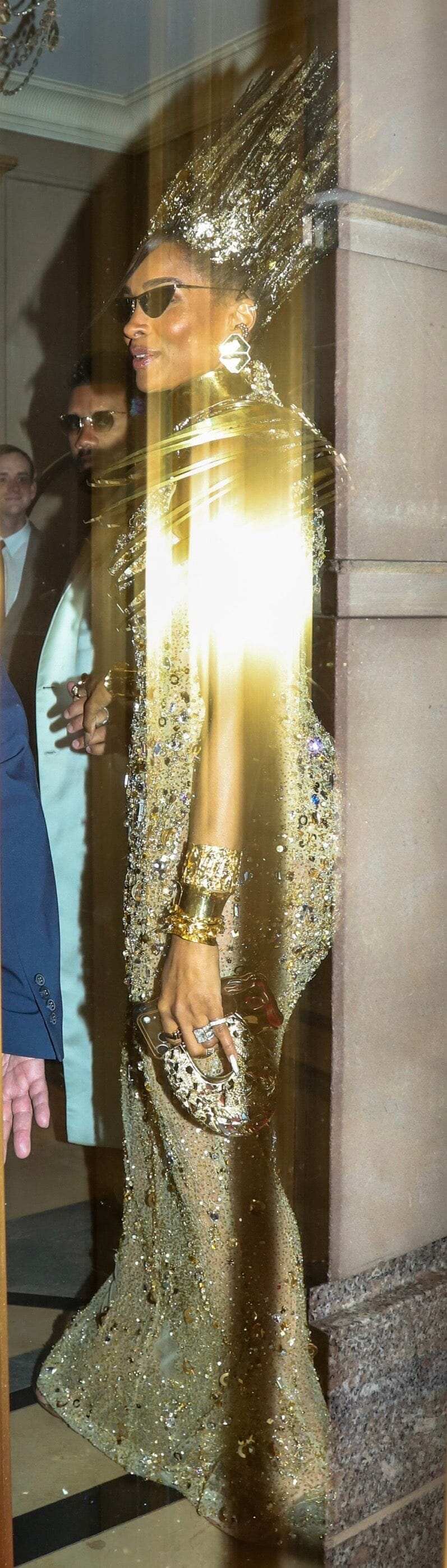 Ciara carrying the Blumera Simurgh & Hummingbirds Brass Mini U Horseshoe Clutch at the Met Gala 2026