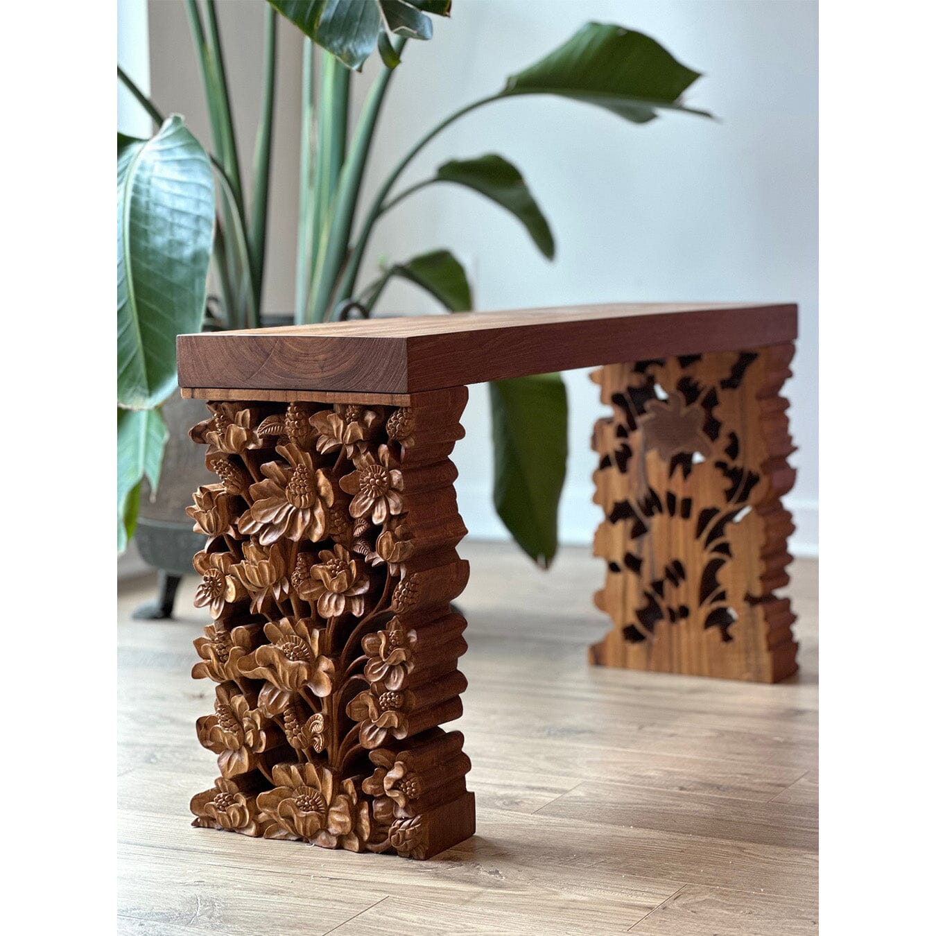 Poppies Hand-Carved Side Table Table Blumera 