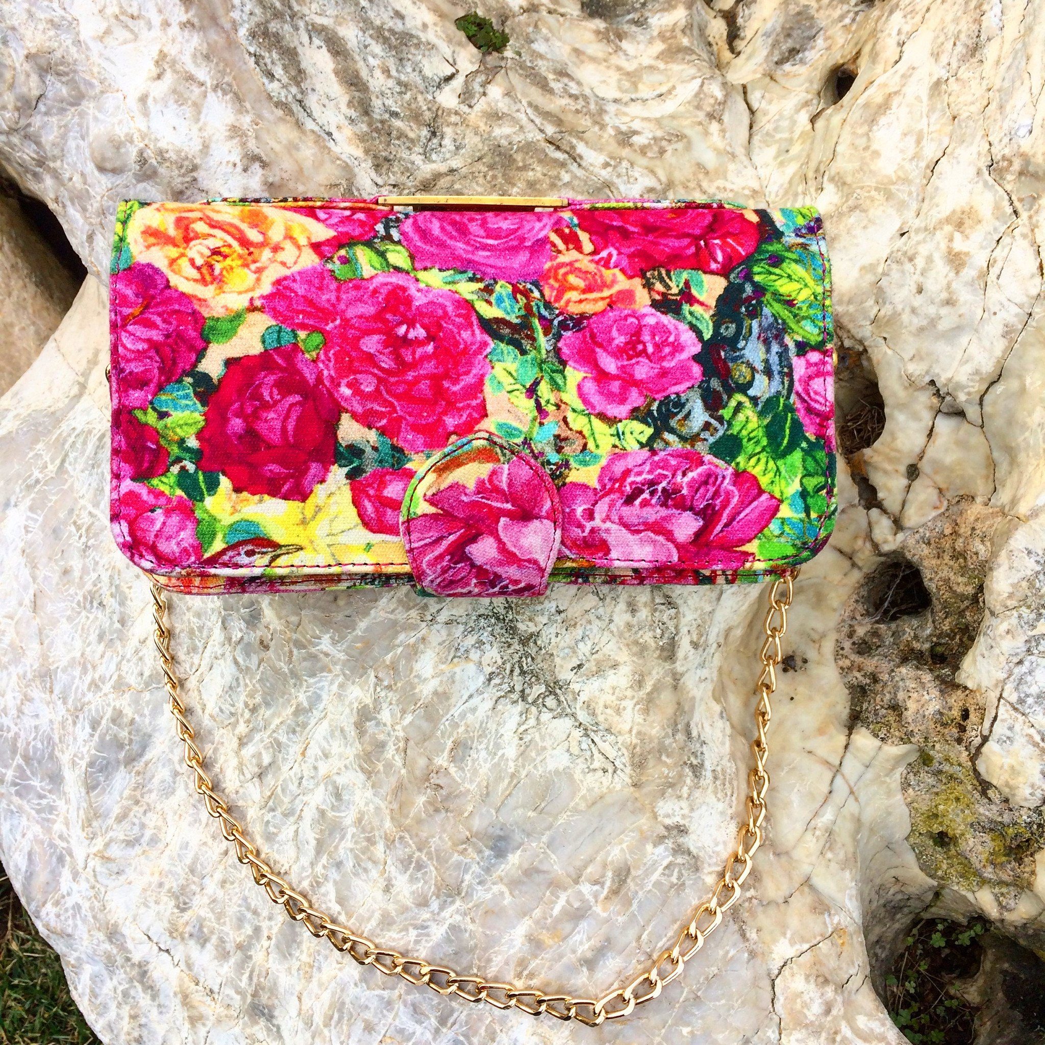 Laurie Classic Clutch with optional strap - Blumera