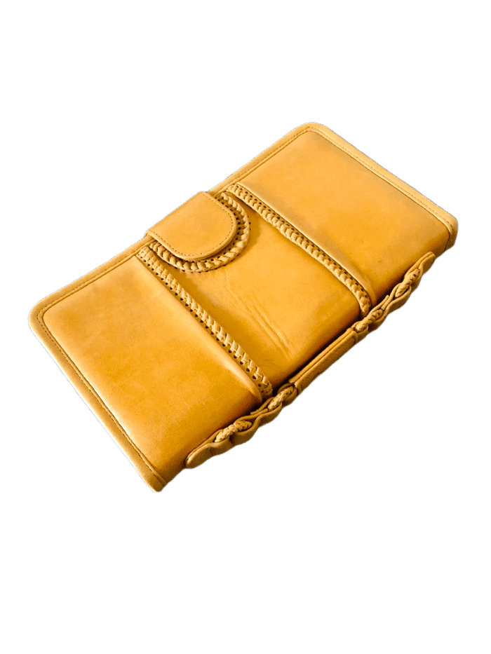 Manija Braided Classic Clutch - Blumera